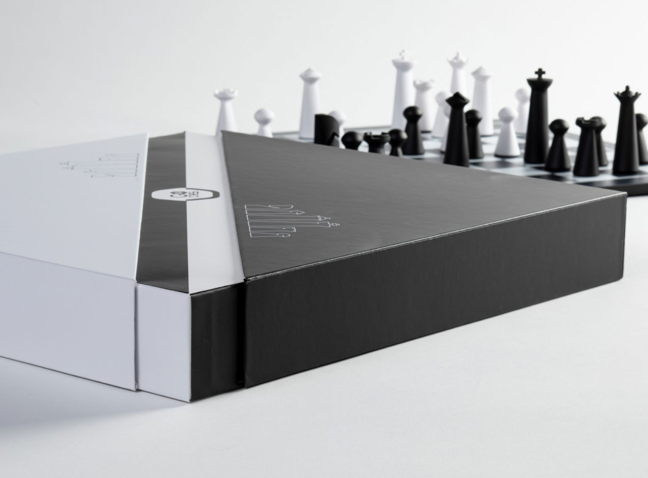 AI electronic chess board game, GoChess package design by Gili BarShay at NotFromHere