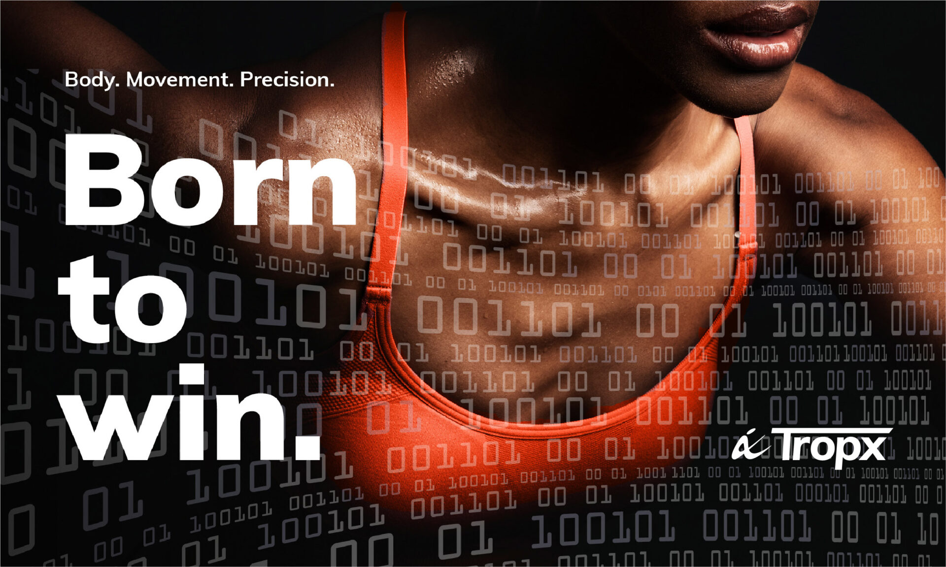 אישה ספורטיבית באימון, טכנולוגיה ונתונים דיגיטליים על מסך אחורי.