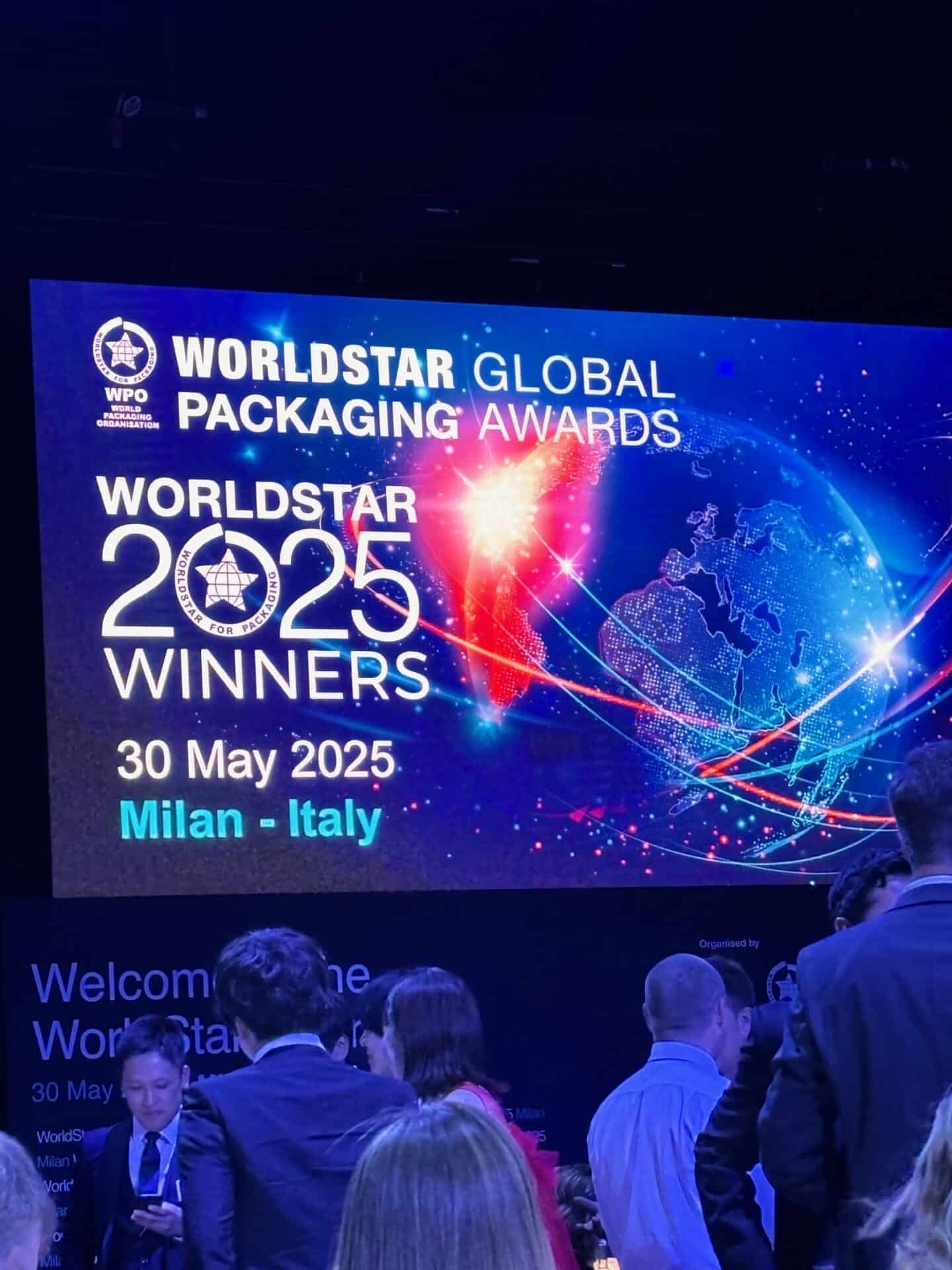 זכייה ב-World Packaging Awards 2025 במילאן, איטליה, עבור עיצוב אריזות של GoChess ו-32ºN.